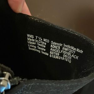 Womens shoes size 7 1/2